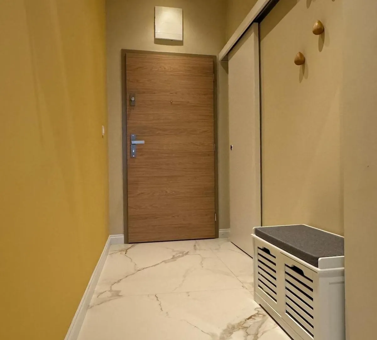 Homely Apartment In Lozenets Sofia
