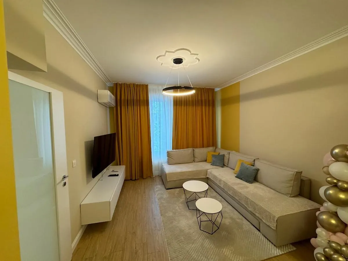 Homely Apartment In Lozenets Sófia